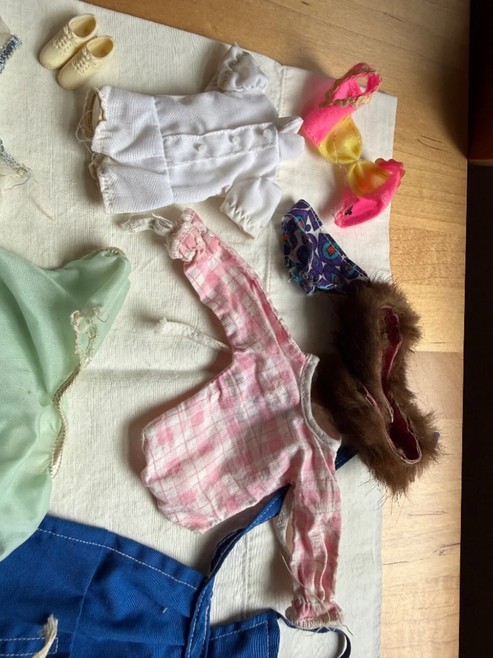 Vintage Doll Clothes Lot w/ Mixed Doll Outfits & Accessories